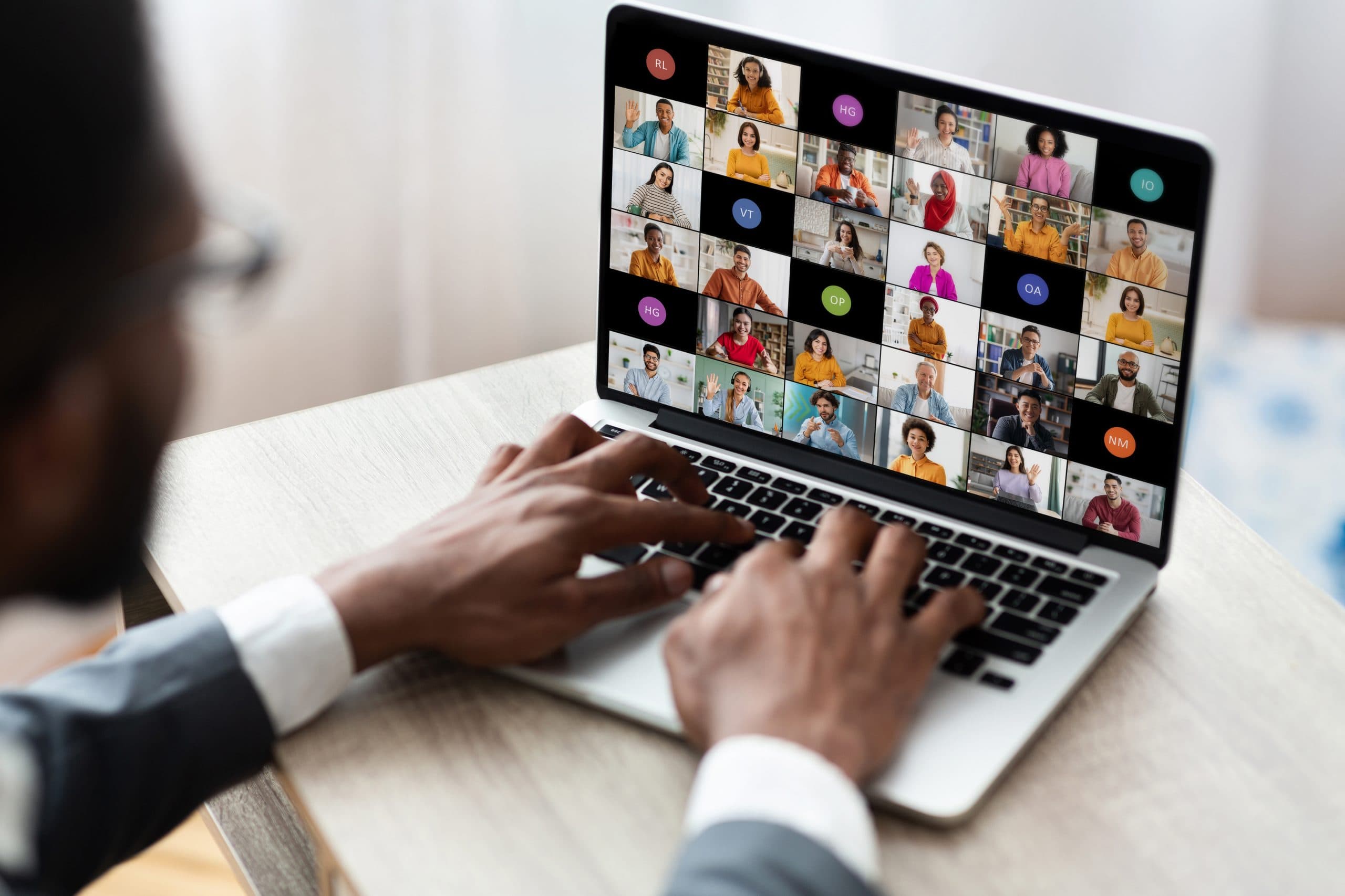 Finding Online Coaching Clients: Become a Client-Magnet!
